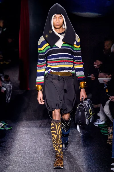 Look 37